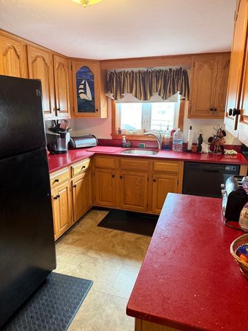 257 Foster Ave WINTER, Marshfield, MA 02050