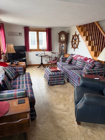 257 Foster Ave WINTER, Marshfield, MA 02050
