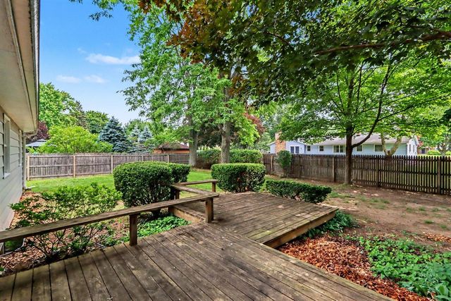 7611 Thrasher Lane, Kalamazoo, MI 49009