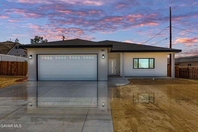 21651 Karen Place, California City, CA 93505