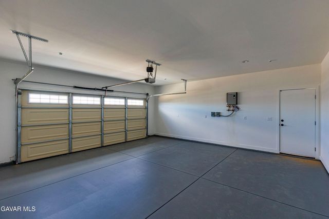 21651 Karen Place, California City, CA 93505