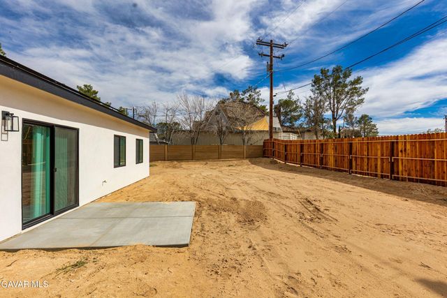 21651 Karen Place, California City, CA 93505