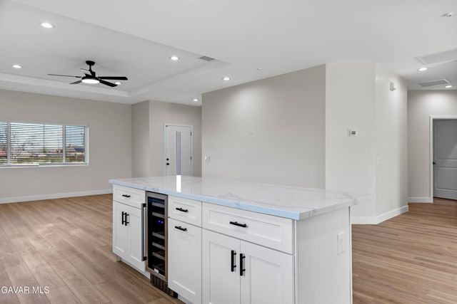 21651 Karen Place, California City, CA 93505