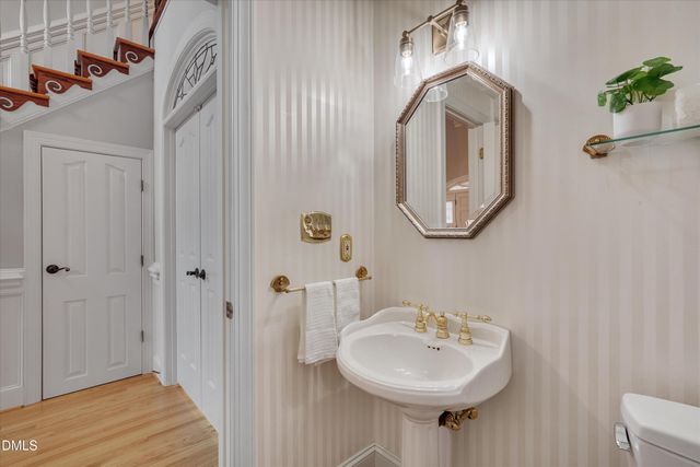 101 Abbotsford Court, Durham, NC 27712
