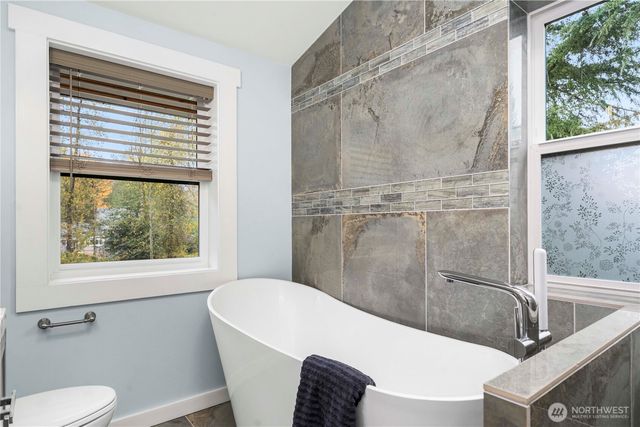 5230 336th Avenue SE, Fall City, WA 98024