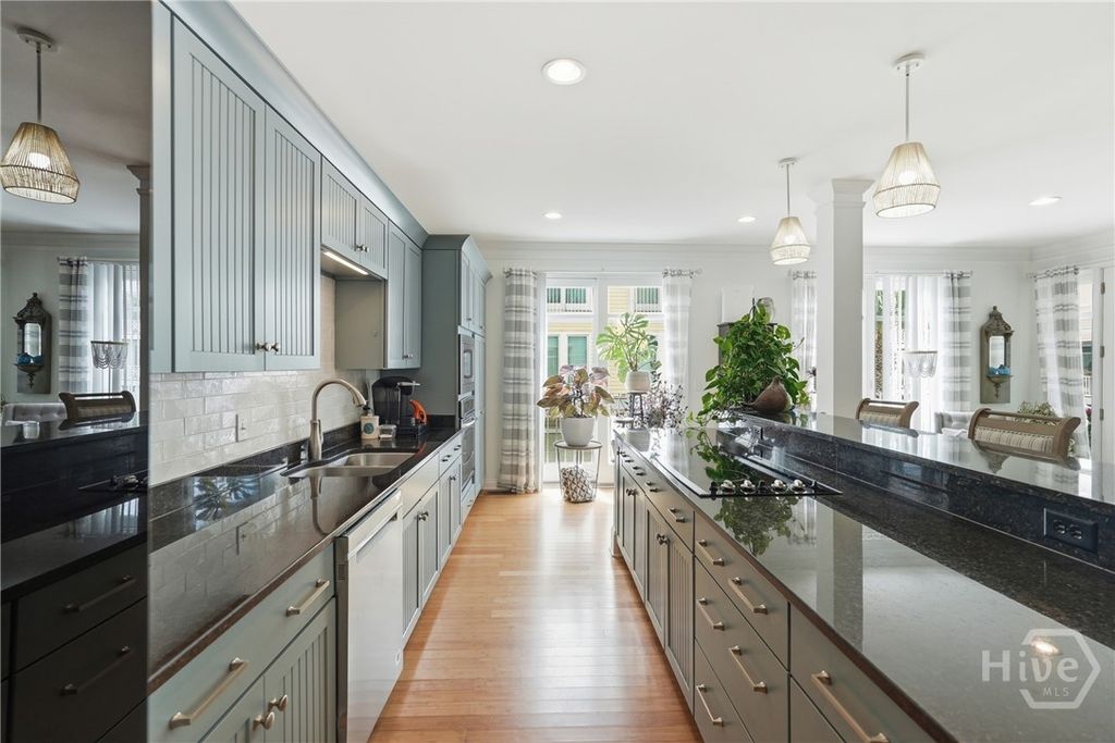 Image 10 of property listing at 8 Village Place A, Tybee Island, GA 31328