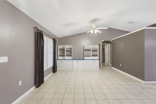 315 WALNUT AVENUE, Orange City, FL 32763