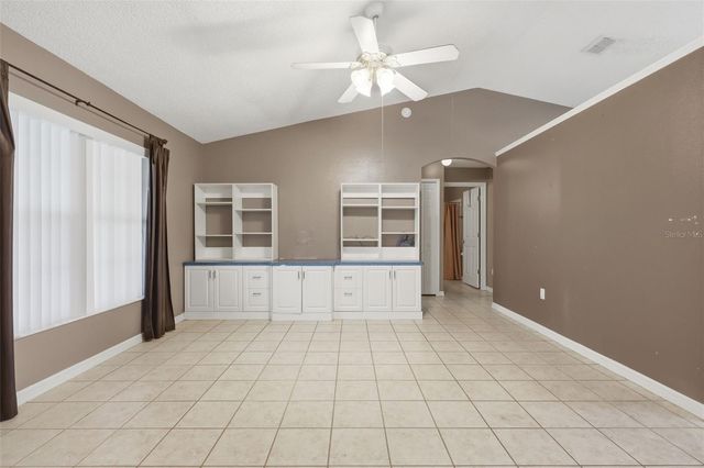 315 WALNUT AVENUE, Orange City, FL 32763