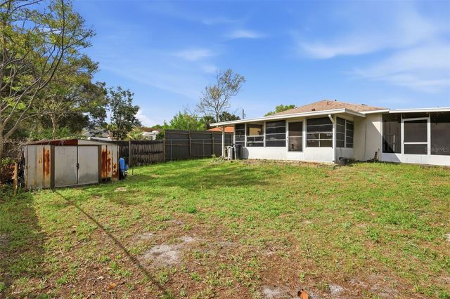 315 WALNUT AVENUE, Orange City, FL 32763