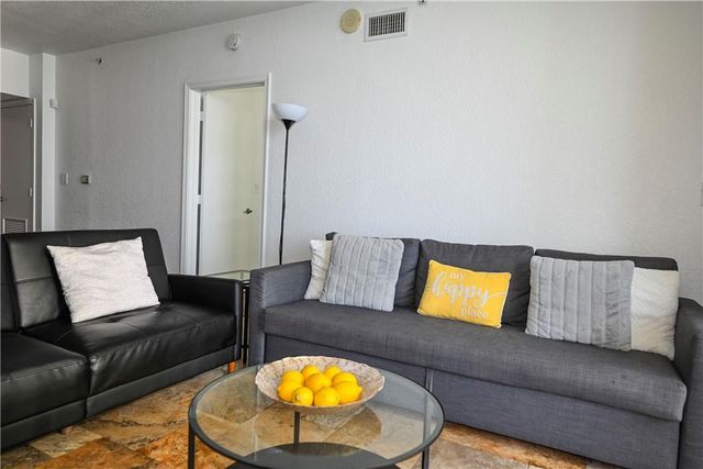 1750 N Bayshore Dr 2403, Miami, FL 33132