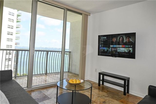 1750 N Bayshore Dr 2403, Miami, FL 33132