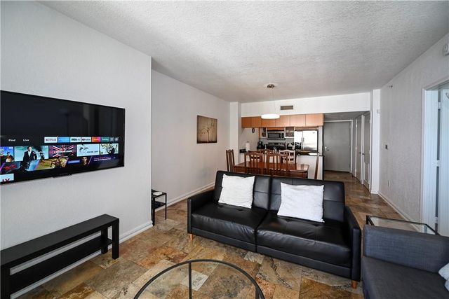 1750 N Bayshore Dr 2403, Miami, FL 33132