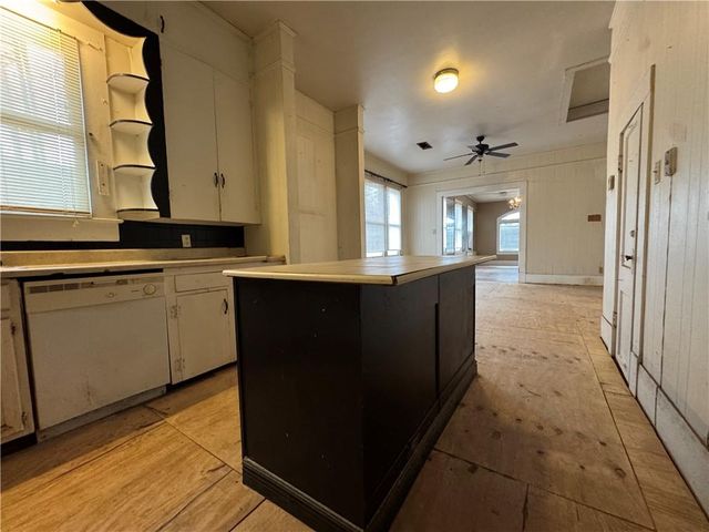 1814 HILL Street, Alexandria, LA 71301