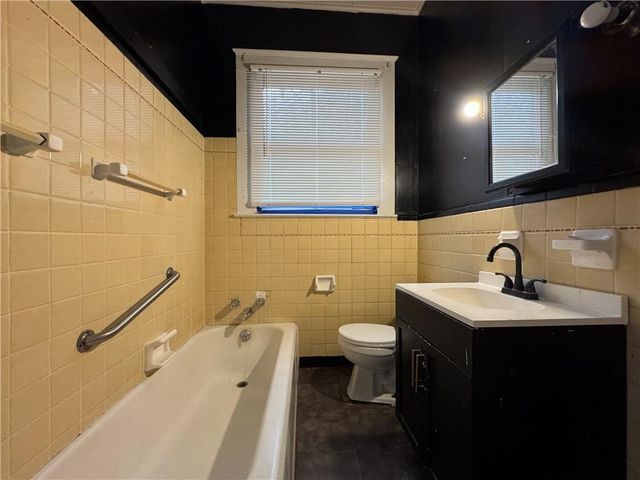 1814 HILL Street, Alexandria, LA 71301