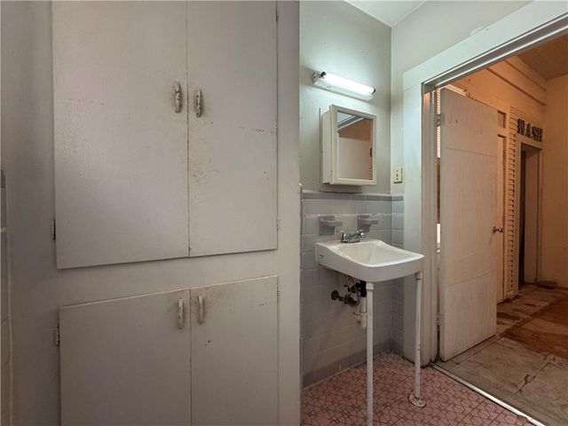 1814 HILL Street, Alexandria, LA 71301