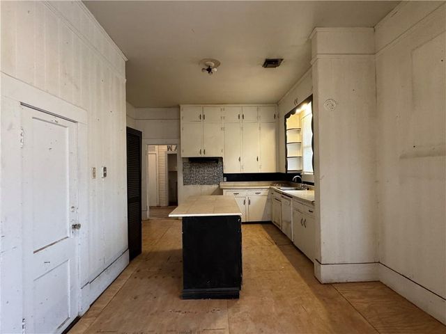 1814 HILL Street, Alexandria, LA 71301