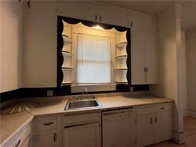 1814 HILL Street, Alexandria, LA 71301