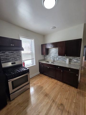 4926 W Rice Street 2, Chicago, IL 60651