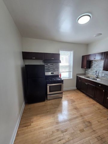 4926 W Rice Street 2, Chicago, IL 60651