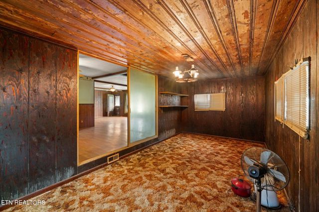 245 County Road 775, Riceville, TN 37370