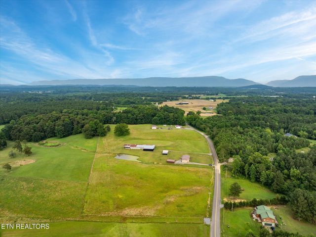 245 County Road 775, Riceville, TN 37370