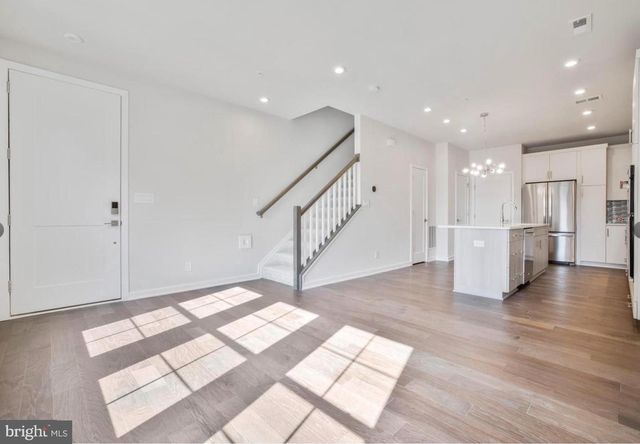 7512 SAWYER FARM DR, Mclean, VA 22102