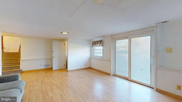 213 WAYNE DR, Cinnaminson, NJ 08077