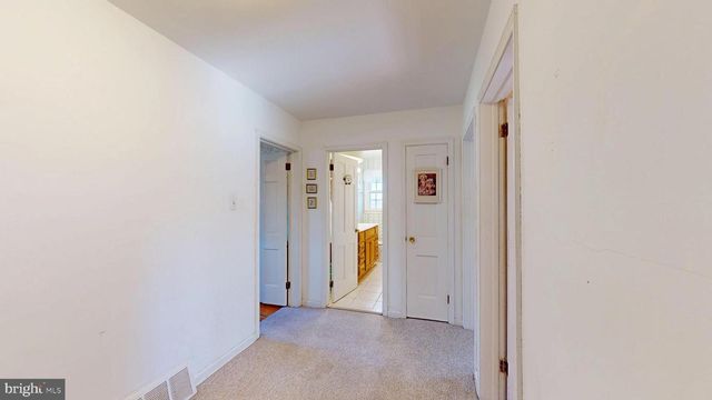 213 WAYNE DR, Cinnaminson, NJ 08077