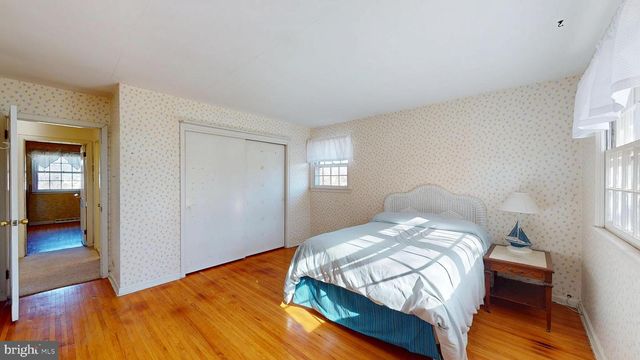 213 WAYNE DR, Cinnaminson, NJ 08077