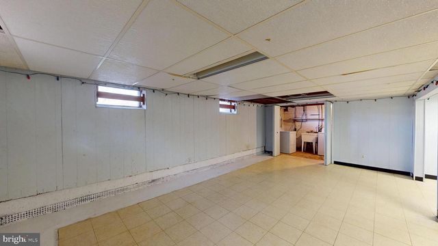 213 WAYNE DR, Cinnaminson, NJ 08077