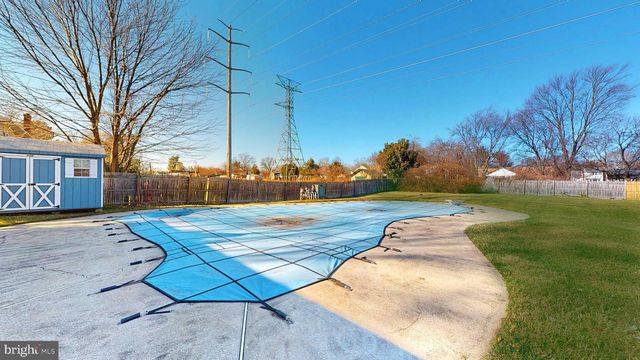 213 WAYNE DR, Cinnaminson, NJ 08077