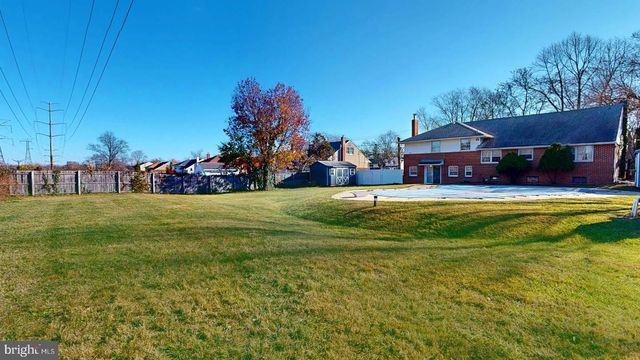 213 WAYNE DR, Cinnaminson, NJ 08077