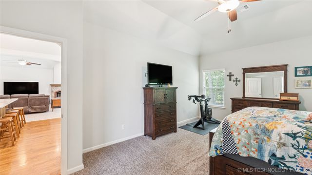 11602 S 30th West Avenue, Jenks, OK 74037