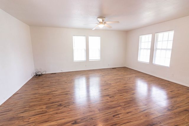 133 Tres Lagos Boulevard, Gun Barrel City, TX 75156