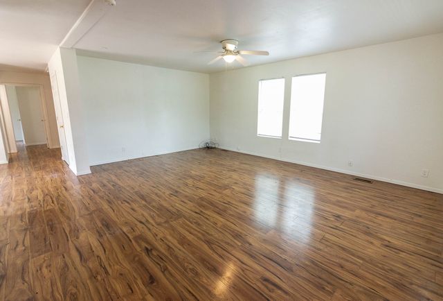 133 Tres Lagos Boulevard, Gun Barrel City, TX 75156