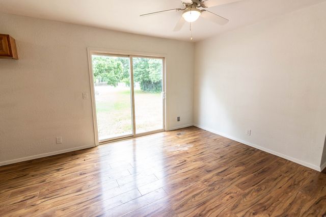 133 Tres Lagos Boulevard, Gun Barrel City, TX 75156