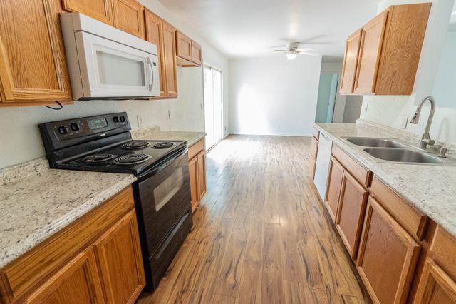 133 Tres Lagos Boulevard, Gun Barrel City, TX 75156