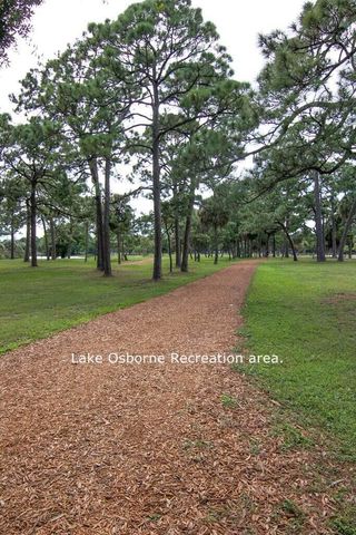 3240 Lake Osborne Drive 208, Lake Worth, FL 33461