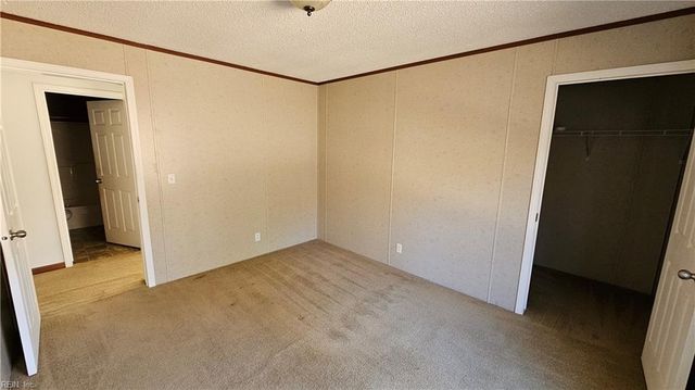 4371 Providence RD, Hayes, VA 23072