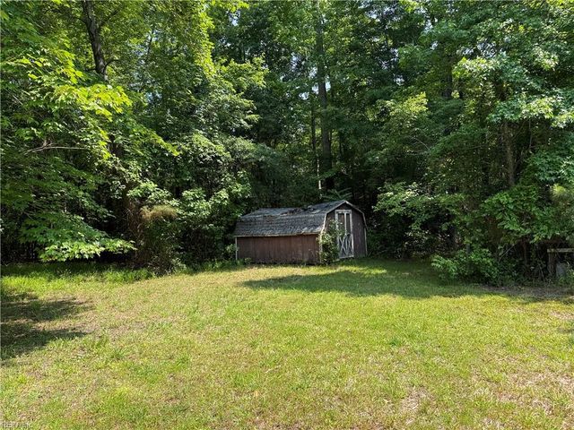 4371 Providence RD, Hayes, VA 23072