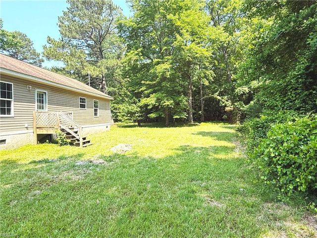 4371 Providence RD, Hayes, VA 23072