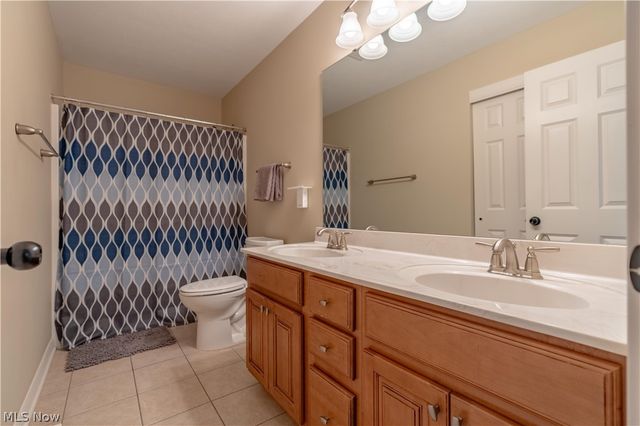 17159 Waterbridge Drive, North Royalton, OH 44133