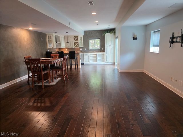 17159 Waterbridge Drive, North Royalton, OH 44133