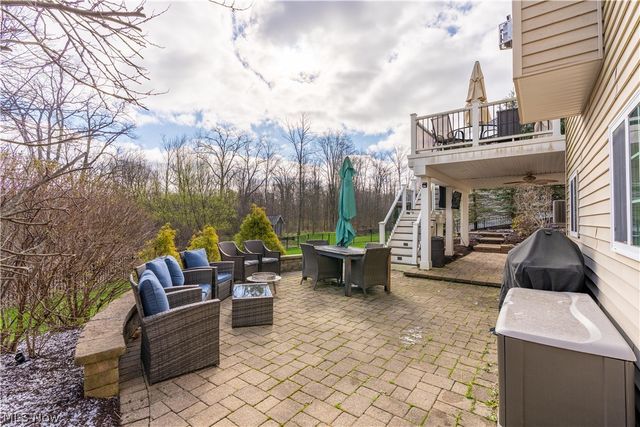 17159 Waterbridge Drive, North Royalton, OH 44133