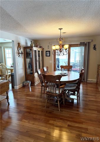 5621 Jeffrey Drive, Lockport Town, NY 14094