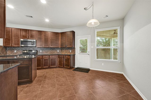 5331 Seabird Street, Baytown, TX 77521