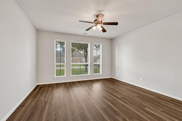 5331 Seabird Street, Baytown, TX 77521