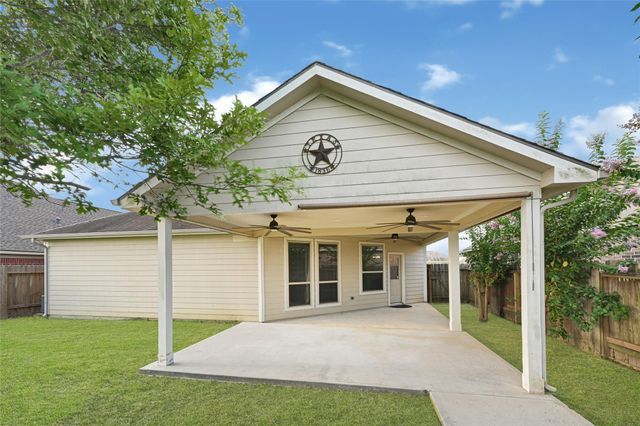 5331 Seabird Street, Baytown, TX 77521