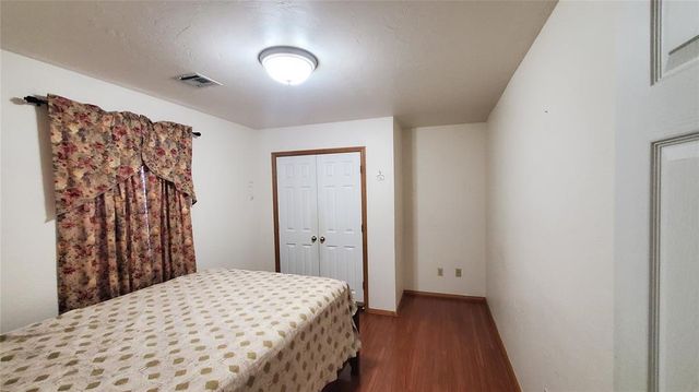 400 Amanda Drive, Yukon, OK 73099