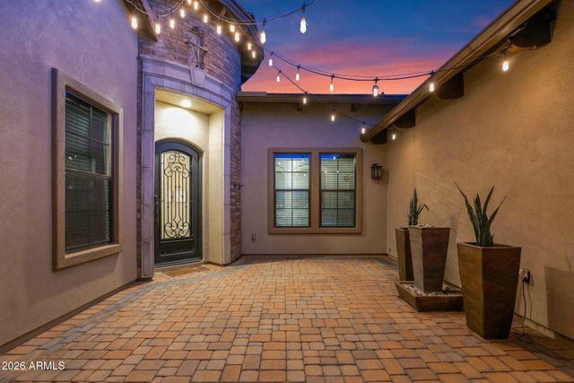 3325 E KNOLL Street, Mesa, AZ 85213